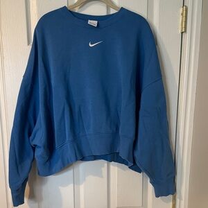 Nike Phoenix Cropped Crewneck Sweatshirt